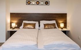 Apartments Vila Apolonia